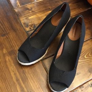 New Women’s Sonoma Wedges